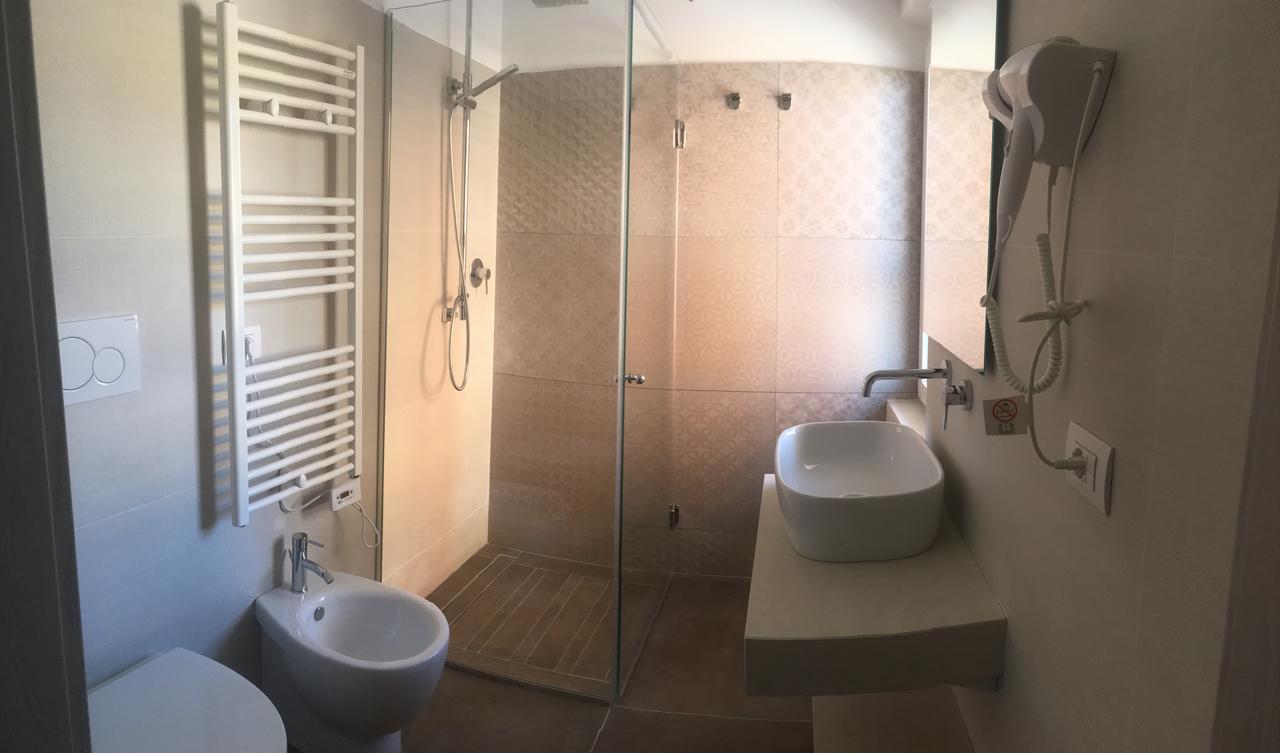 Robin Rooms Montegranaro Exterior foto